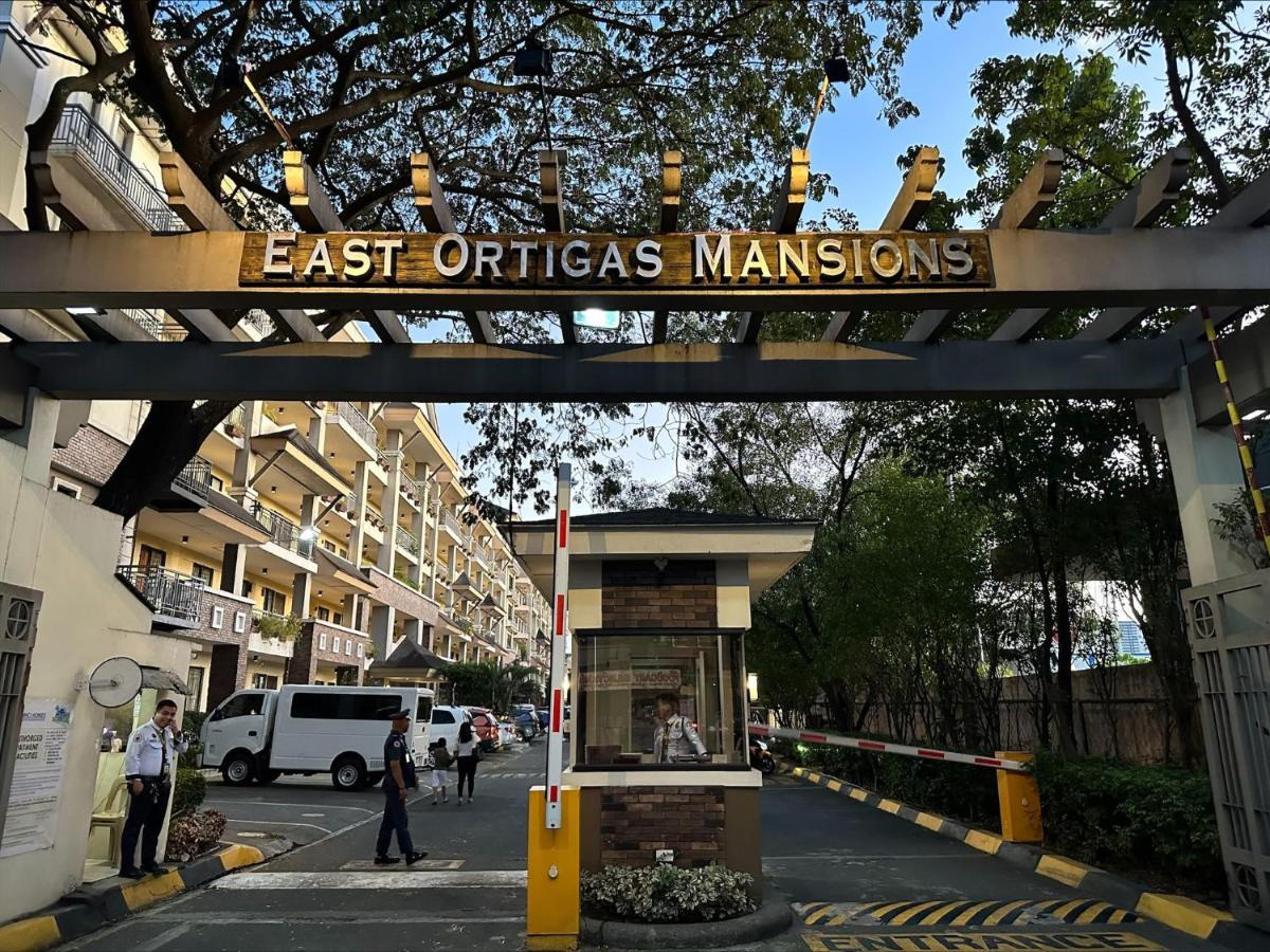 East Ortigas Mansions By Ma Apartment Manila Exterior photo